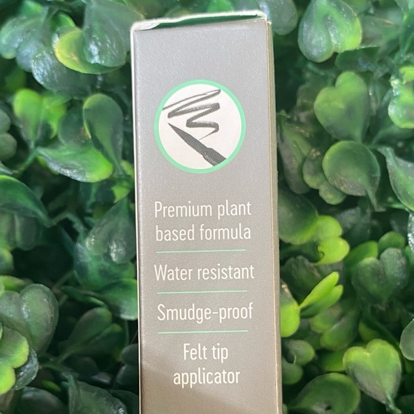 Clean Beauty Eye Makeup Duo - Picture 12 of 15